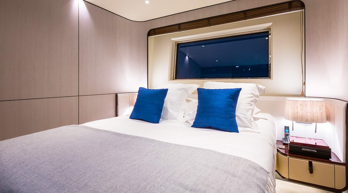 HEED VIP cabin