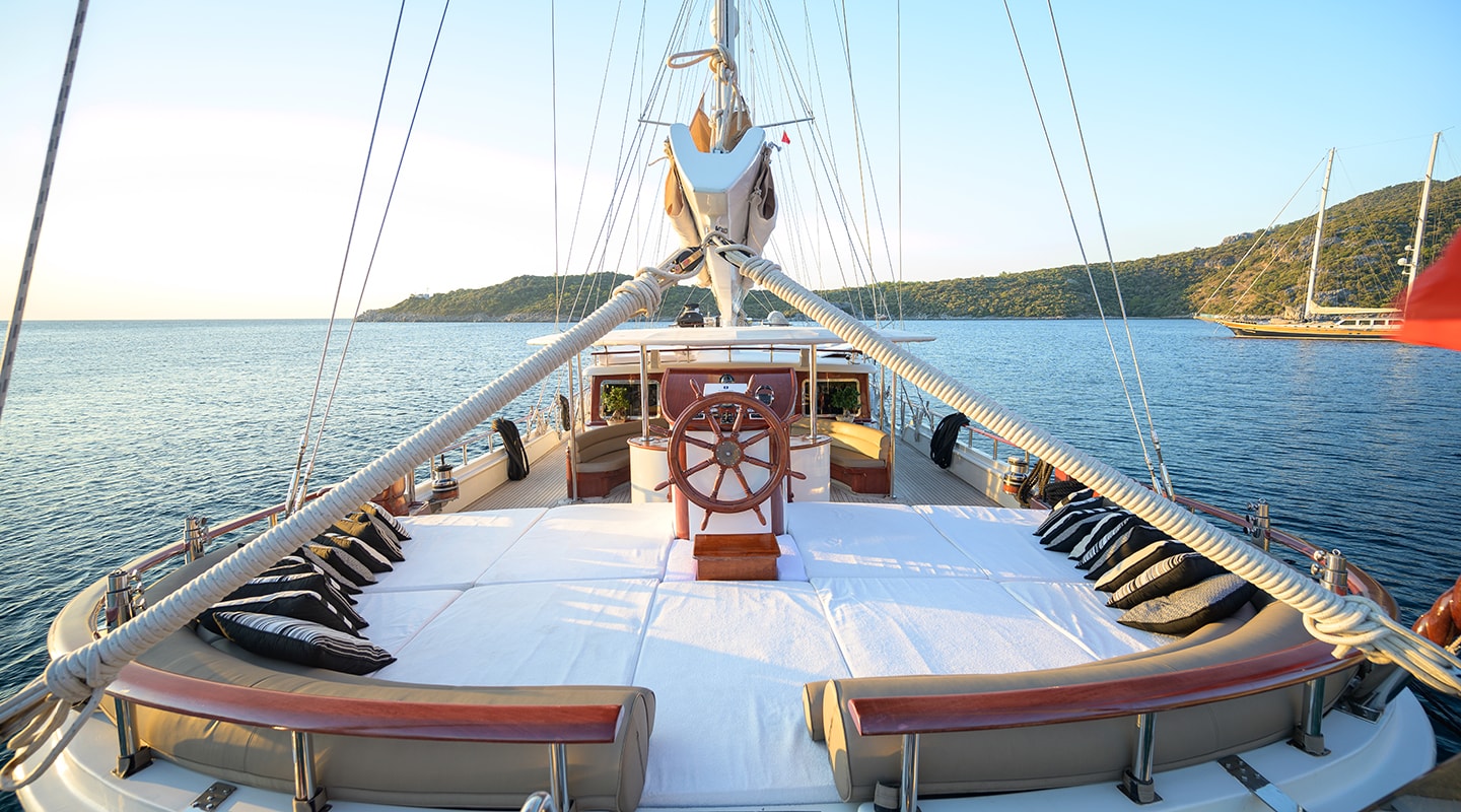 KAPTAN KADIR Aft deck