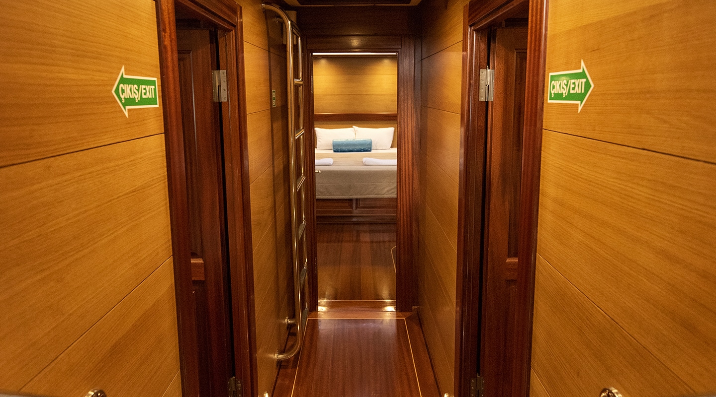 KAYHAN 4 Hallway