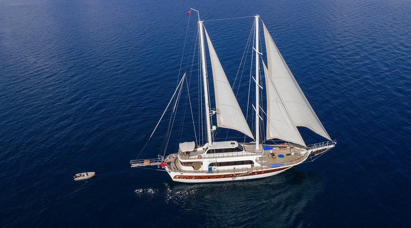 KAYHAN 4 Sailing