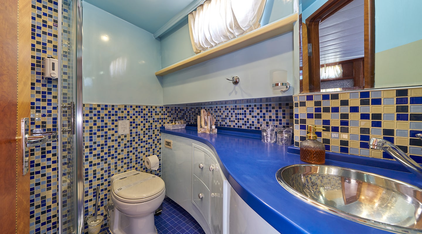 LOTUS Bathroom