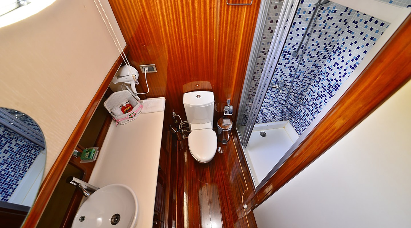 LUCE DEL MARE Bathroom