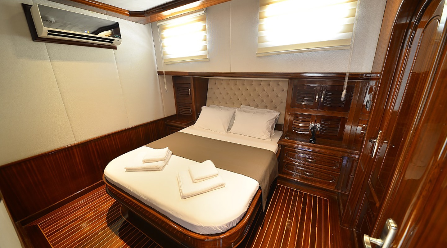 LUCE DEL MARE Double cabin