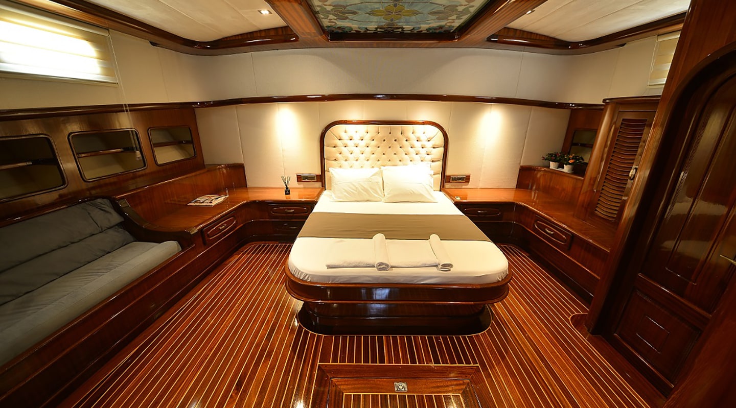 LUCE DEL MARE Master cabin