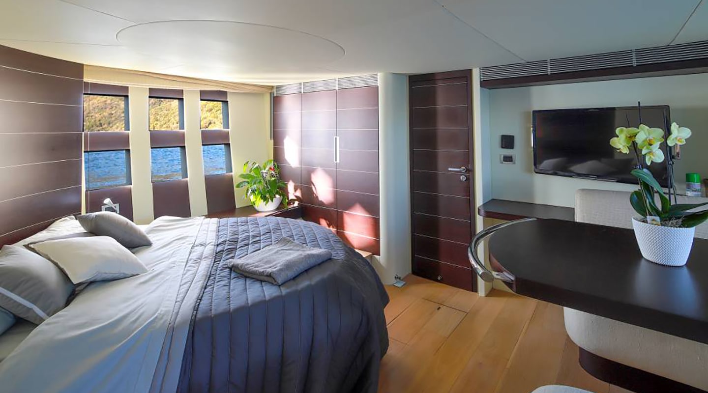 MAORO Master cabin