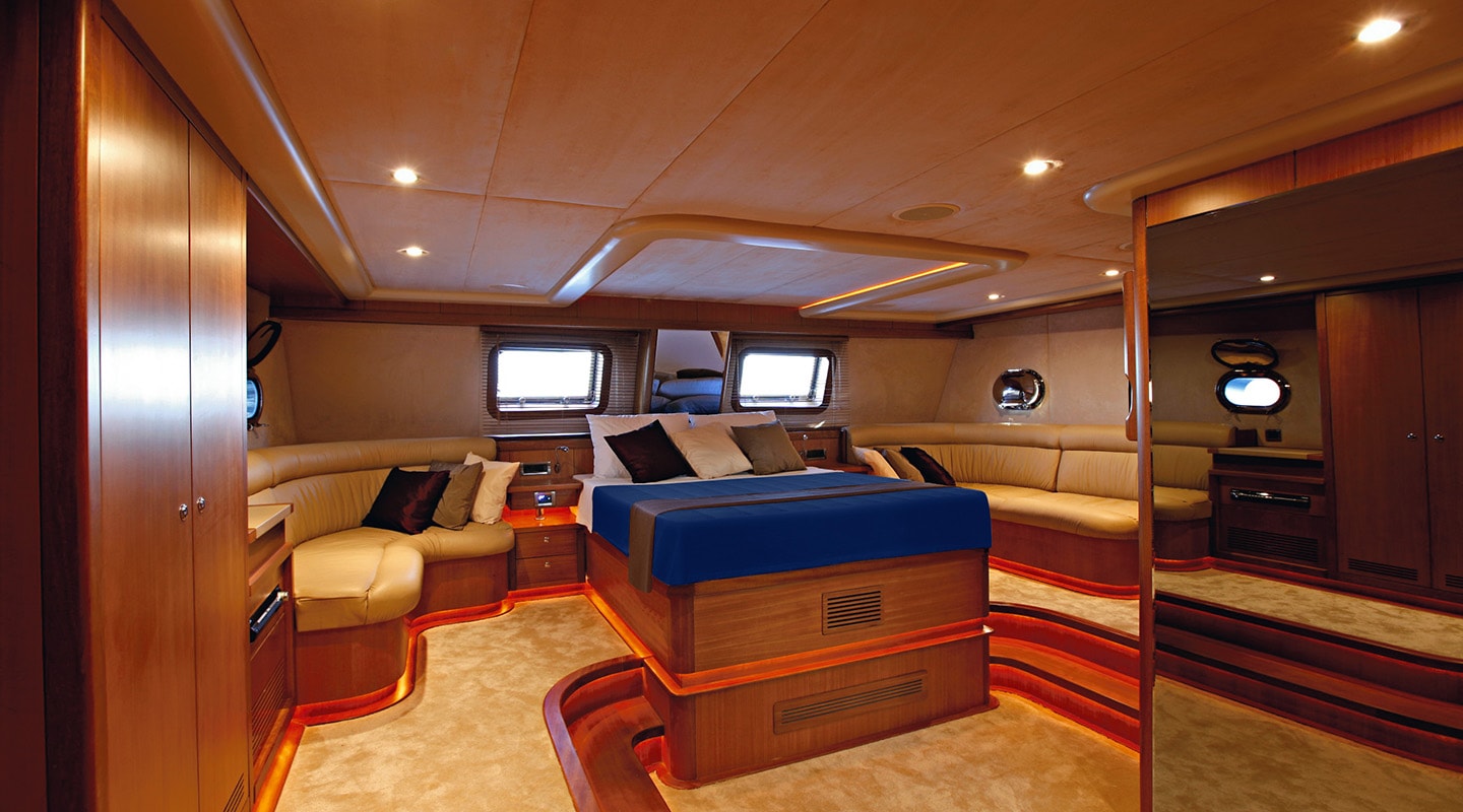 MISS B Master cabin