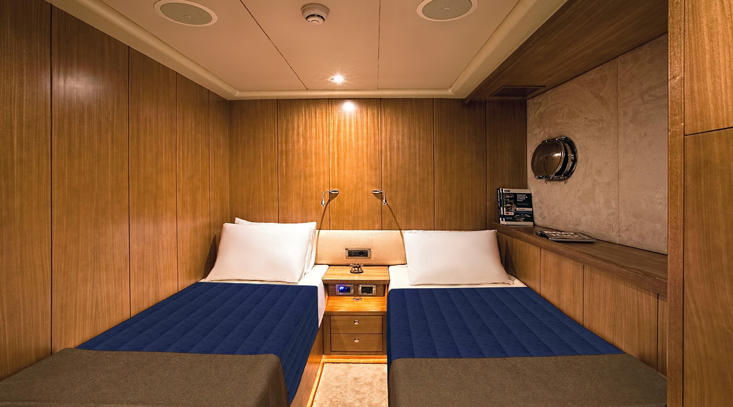 MISS B Twin cabin