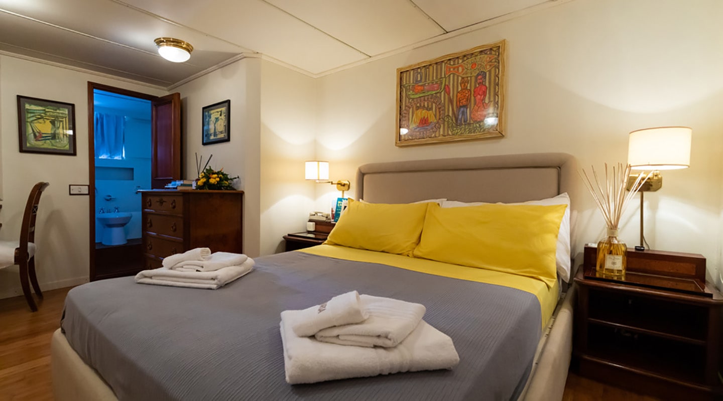 NAFISA Double cabin