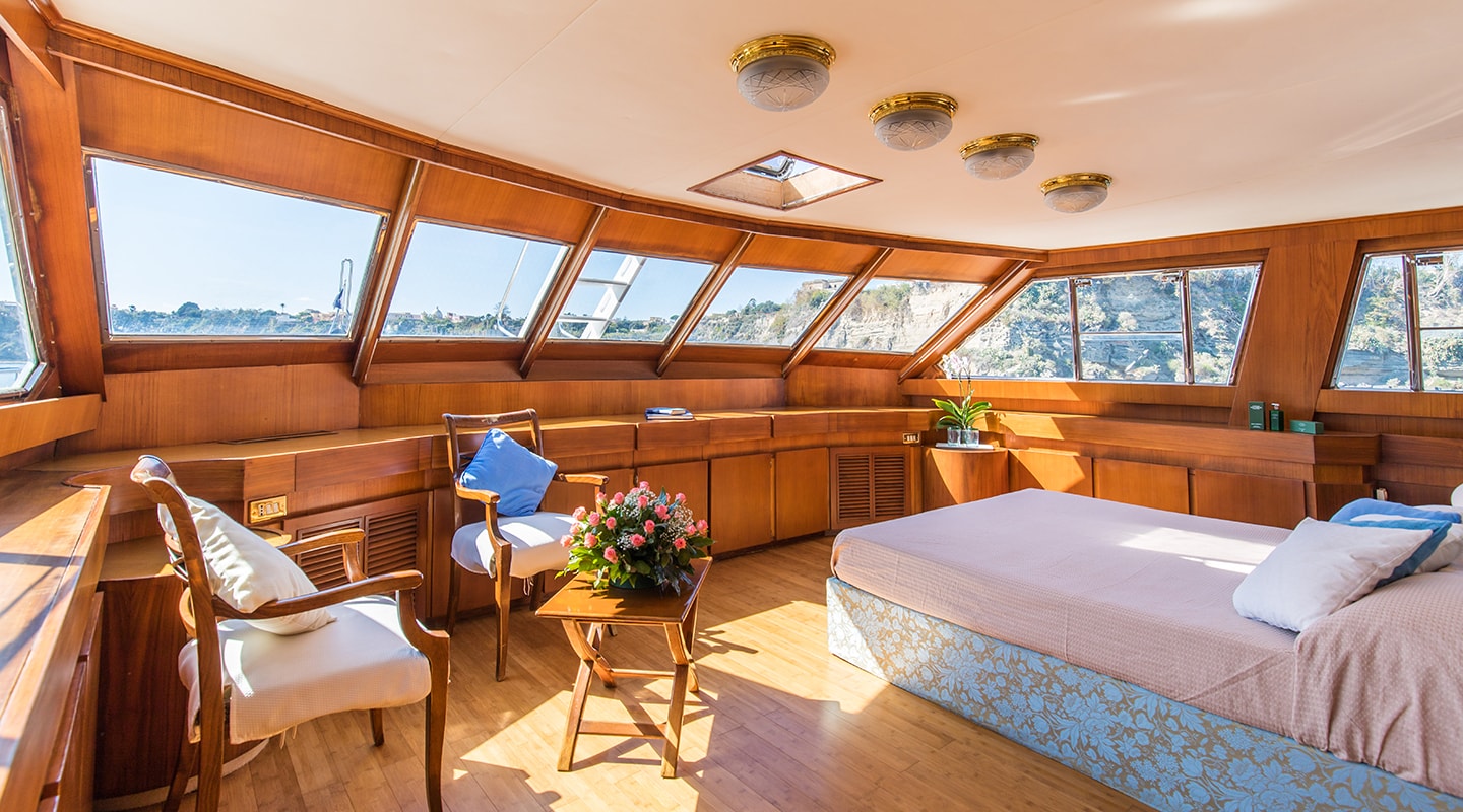 NAFISA Master cabin