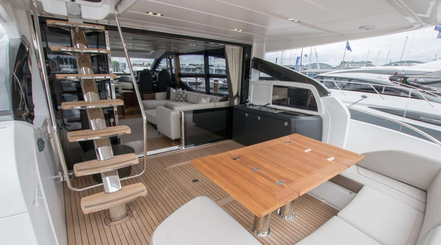 NELENA Aft deck