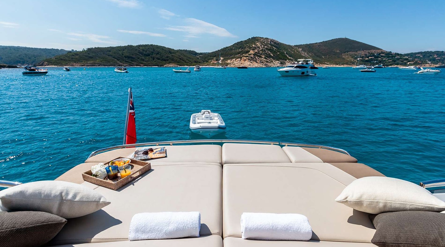 NELENA Aft deck
