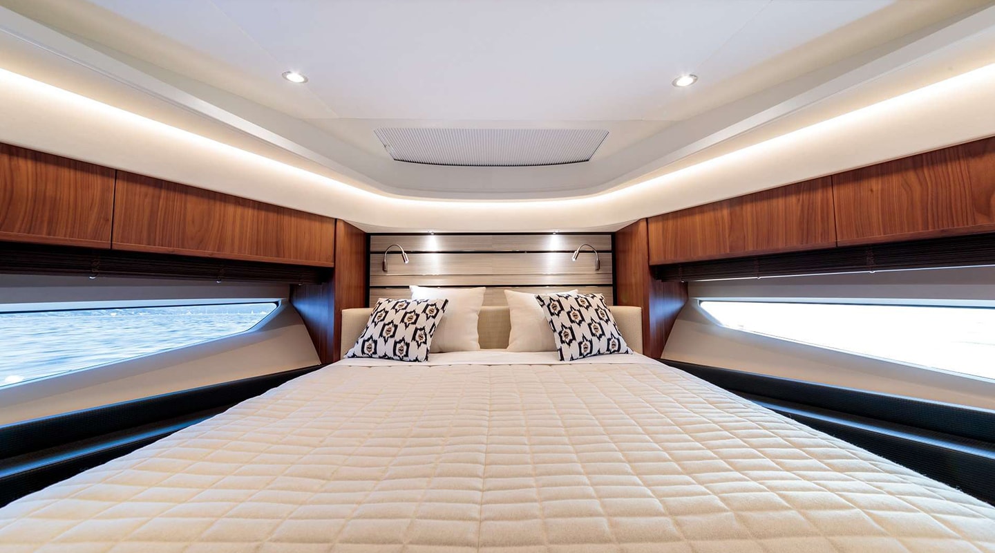NELENA Double cabin