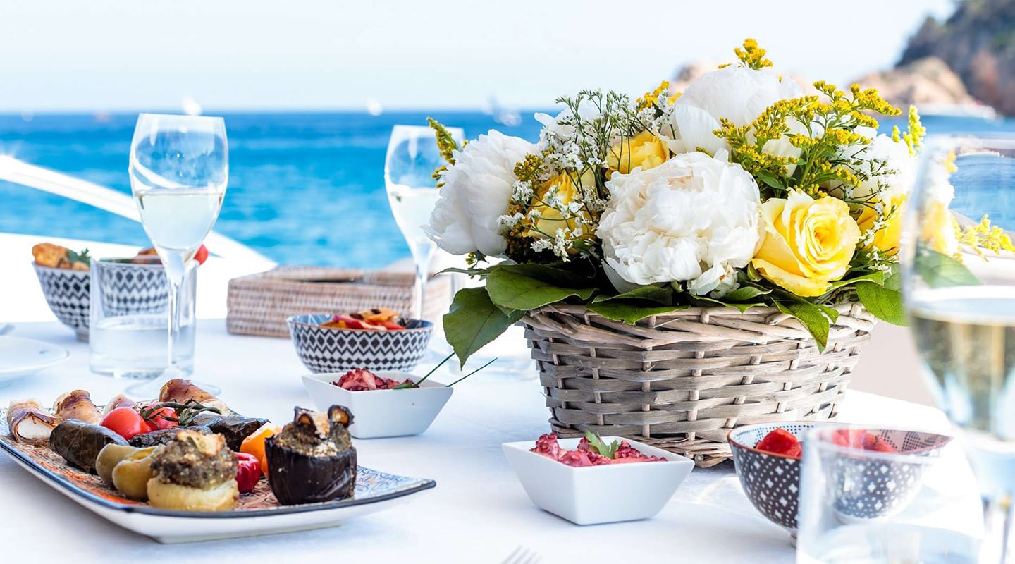 NELENA Table decoration