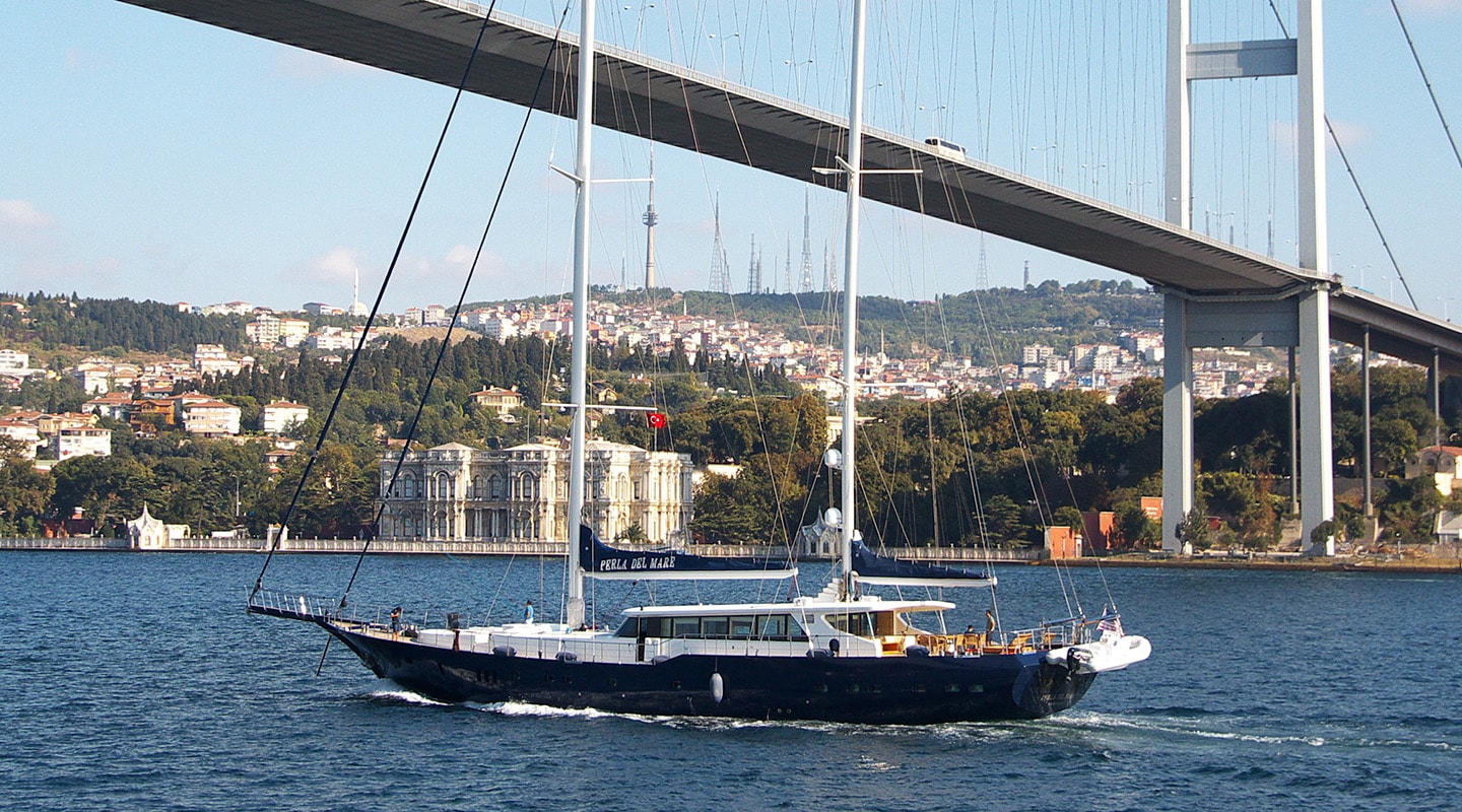 PERLA DEL MARE Cruising