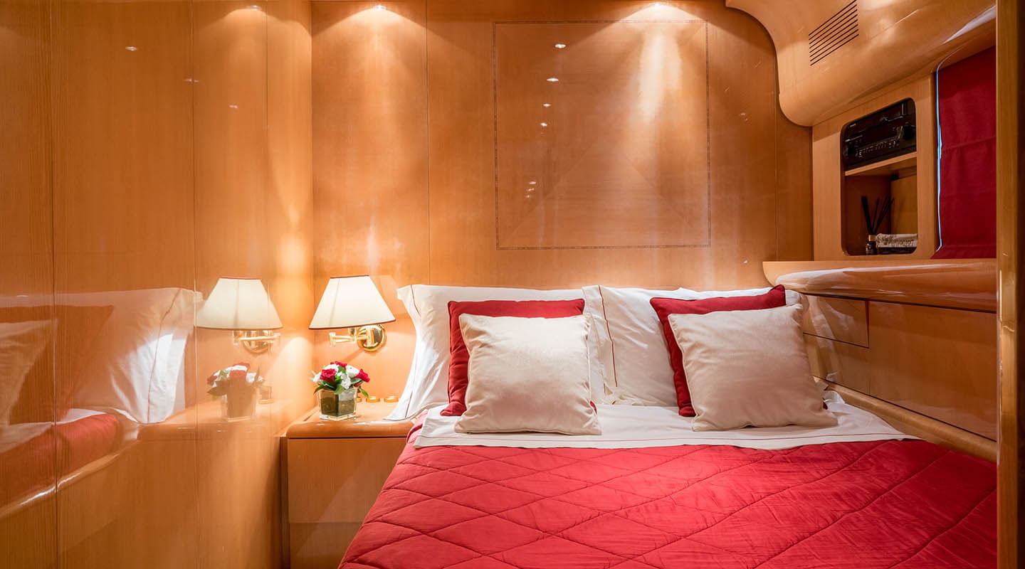 ROMACHRIS II Double cabin