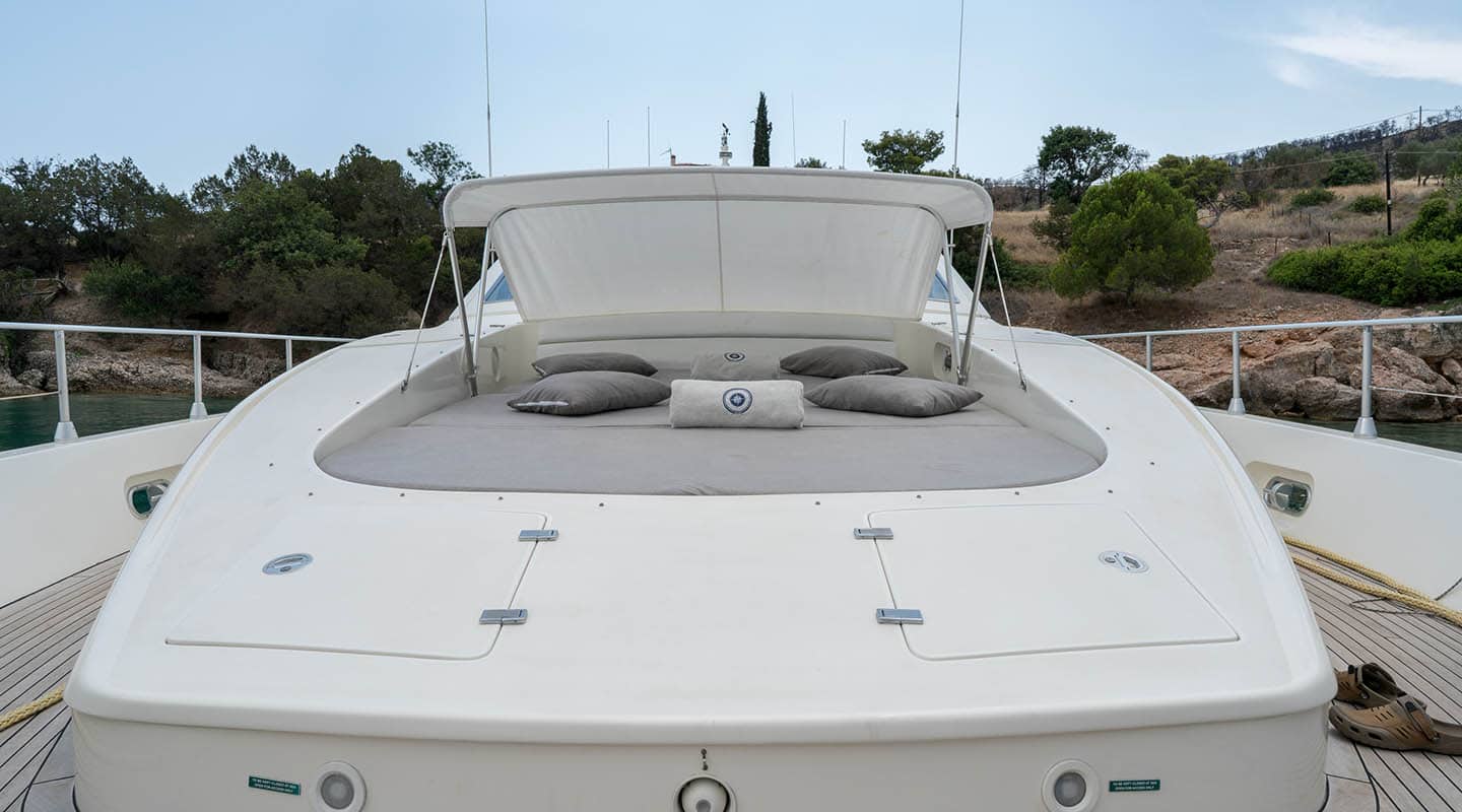ROMACHRIS II Sun deck