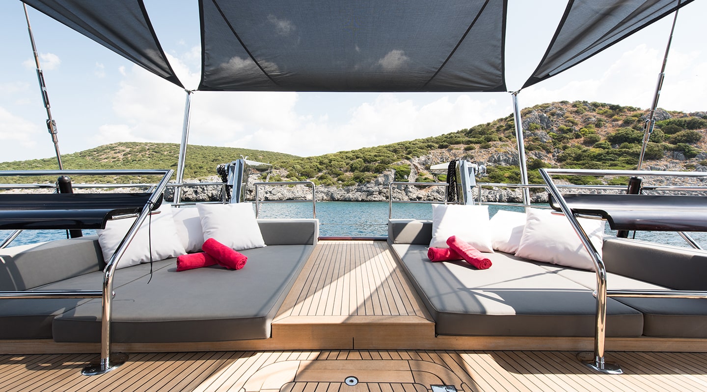 ROX STAR Aft deck