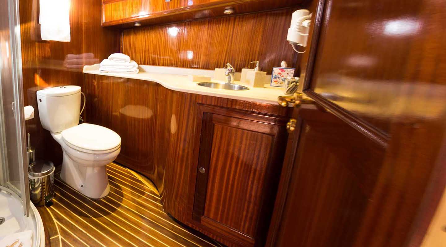 SMART SPIRIT Bathroom
