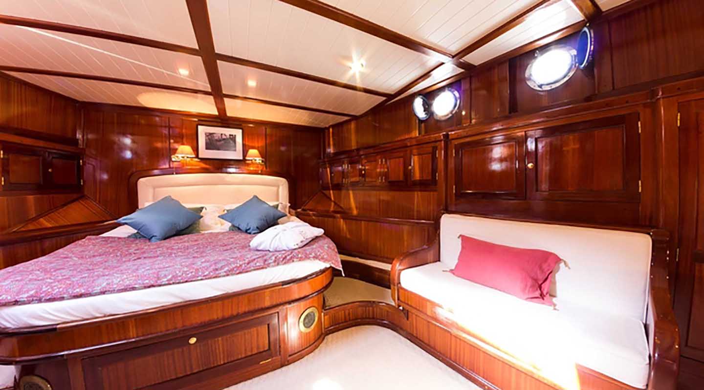 SMART SPIRIT Master cabin
