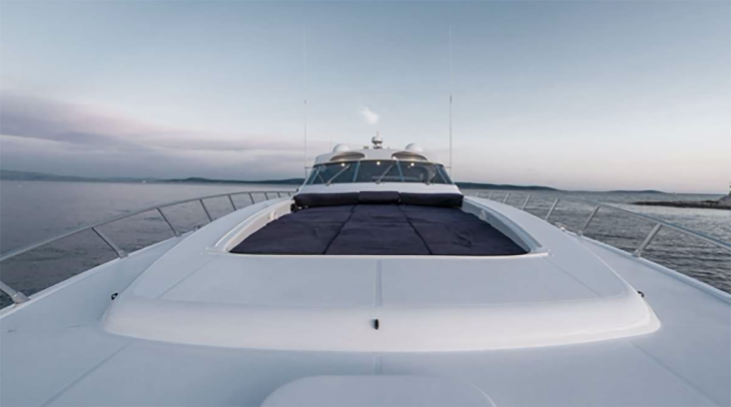 SPEEDY T Bow deck