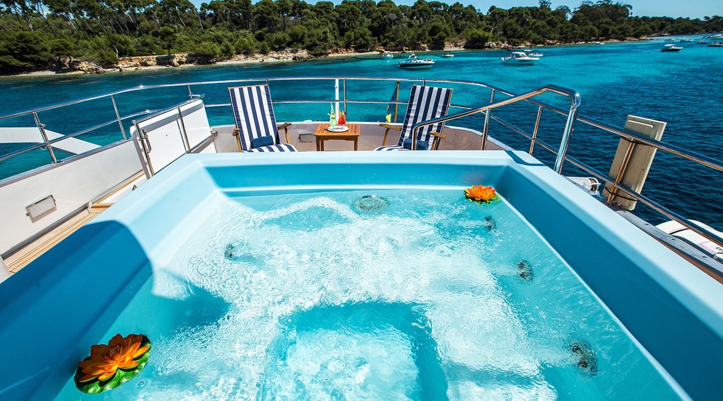 STAR OF THE SEA Jacuzzi