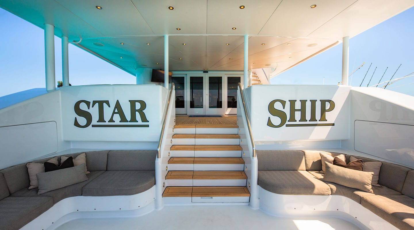 STAR SHIP Deck