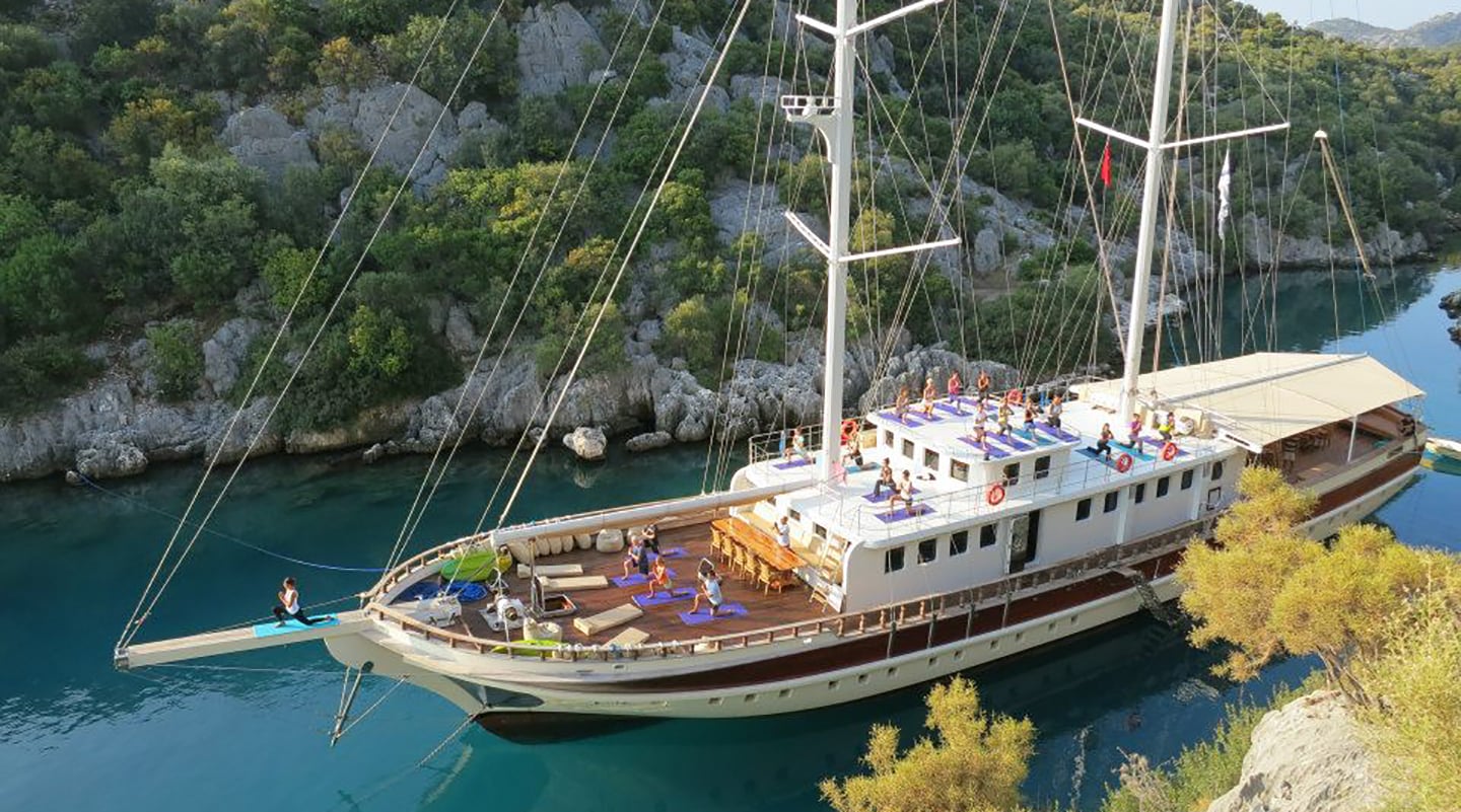 TERSANE 8 Yoga on board