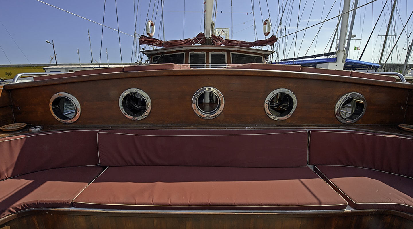 TERSANE IV Sitting area on deck