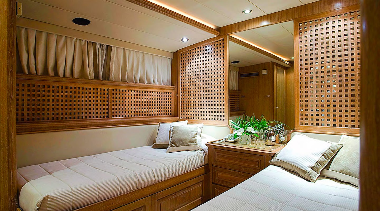 ALTHEA Twin cabin
