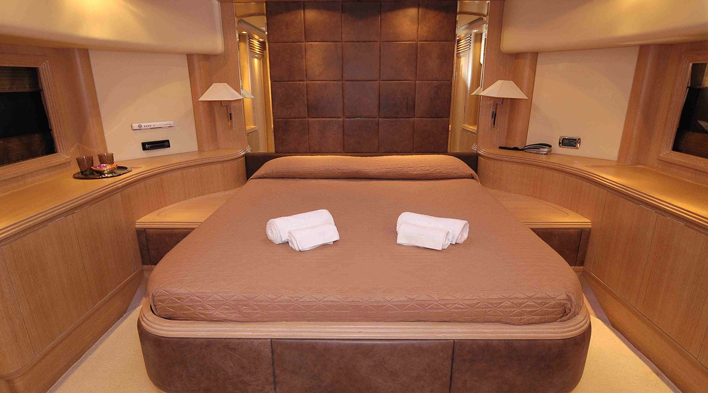 AMIR III Double cabin