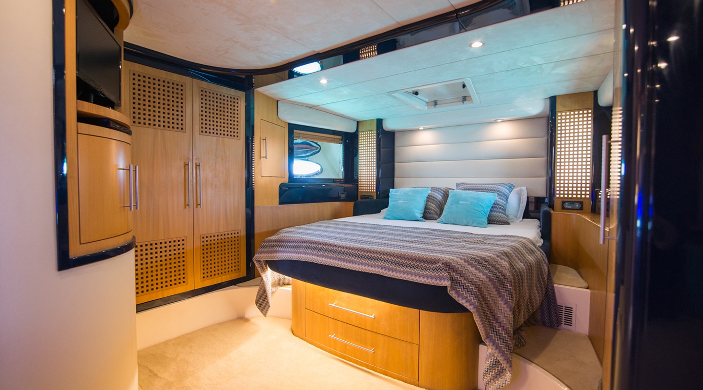 ANTAMAR II Master cabin
