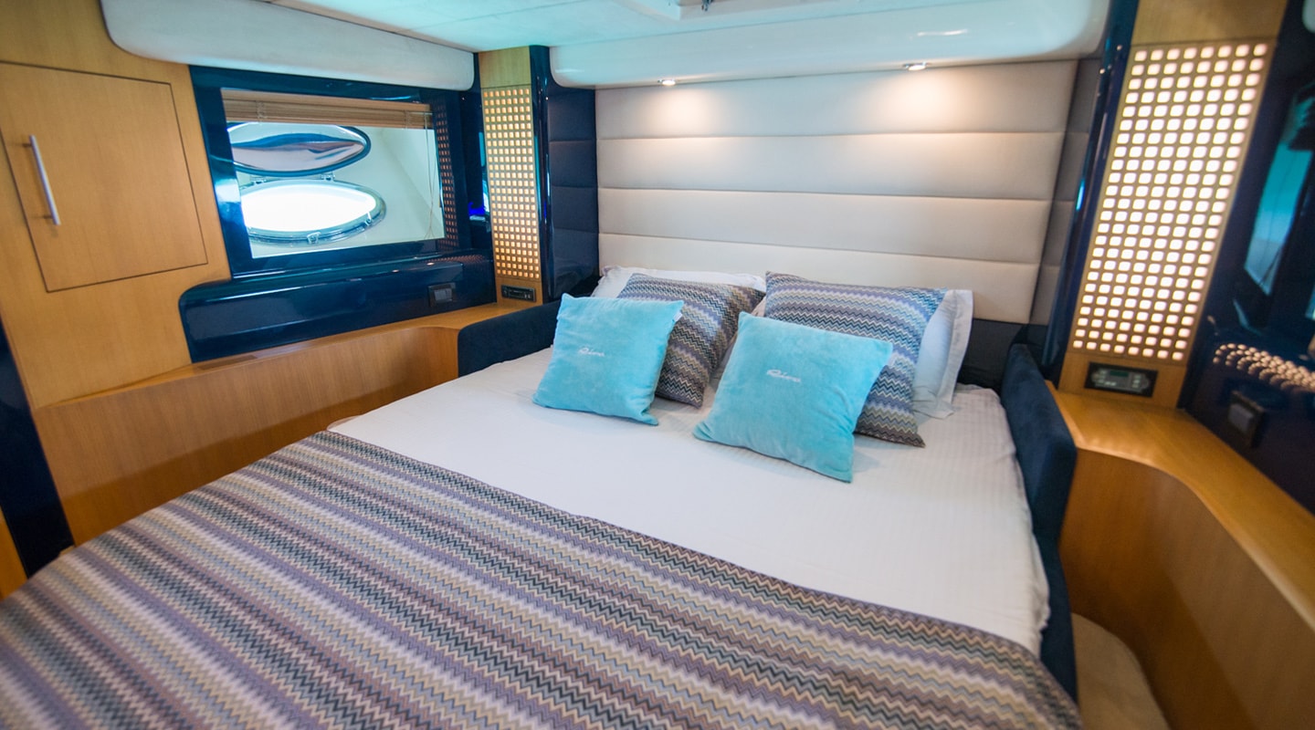 ANTAMAR II Master cabin