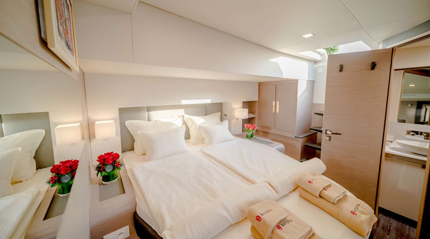ASTORIA Double cabin