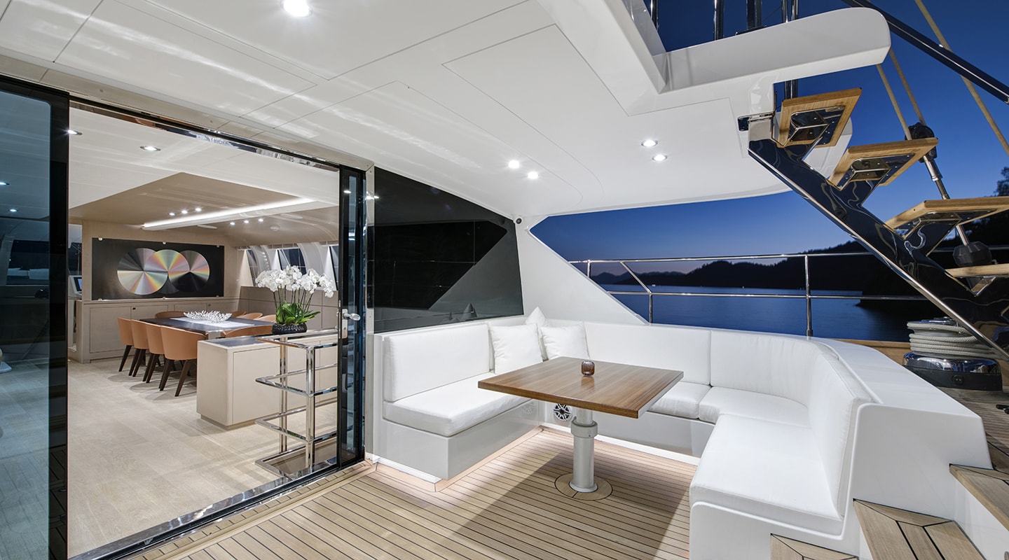 ATLANTIKA Aft deck
