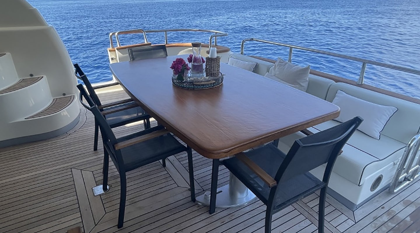 BIANCA II Aft deck