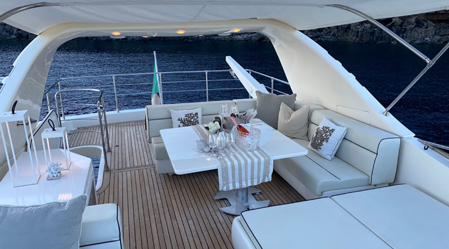BIANCA II Flybridge