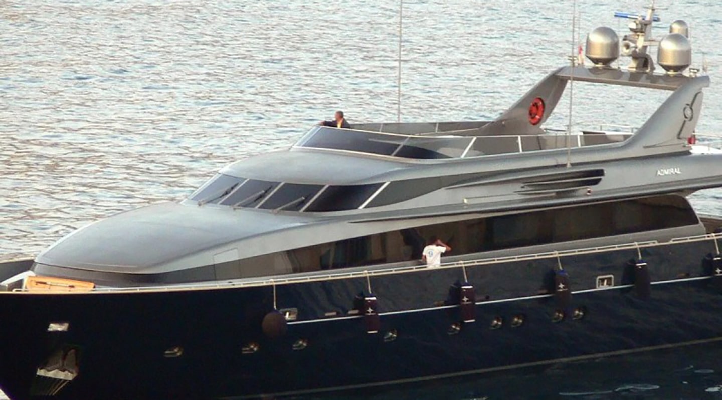 BLUE HEAVEN 2 Flybridge