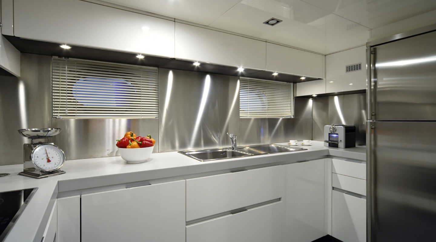 BLUE HEAVEN 2 Galley