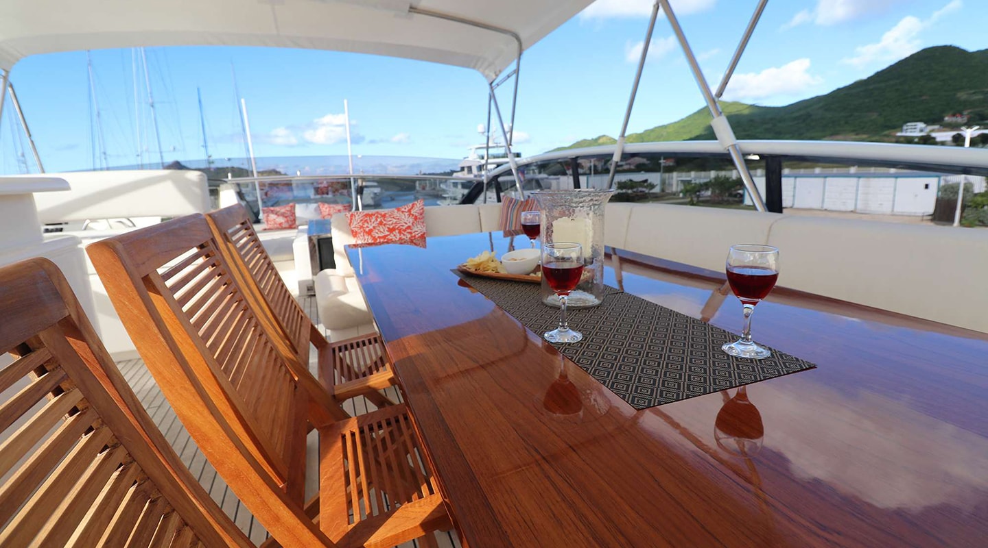 ECLIPSE 114 Flybridge