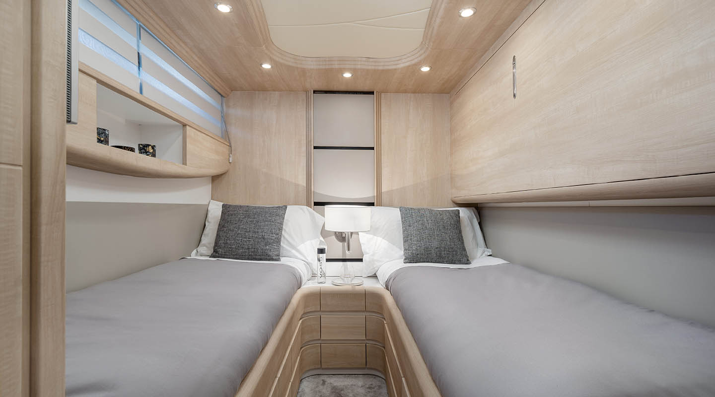 GEMINI Twin cabin