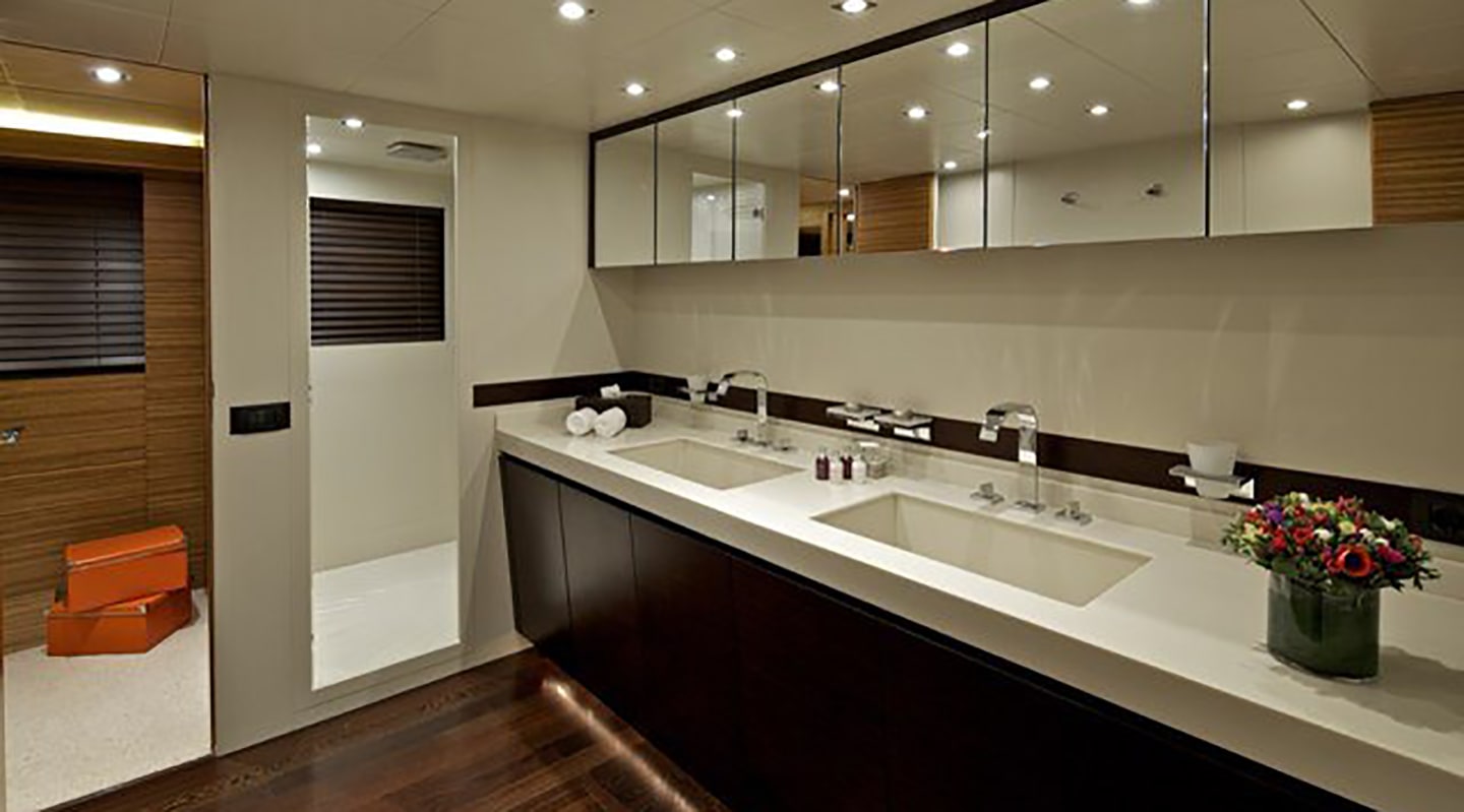 GIOE I Bathroom