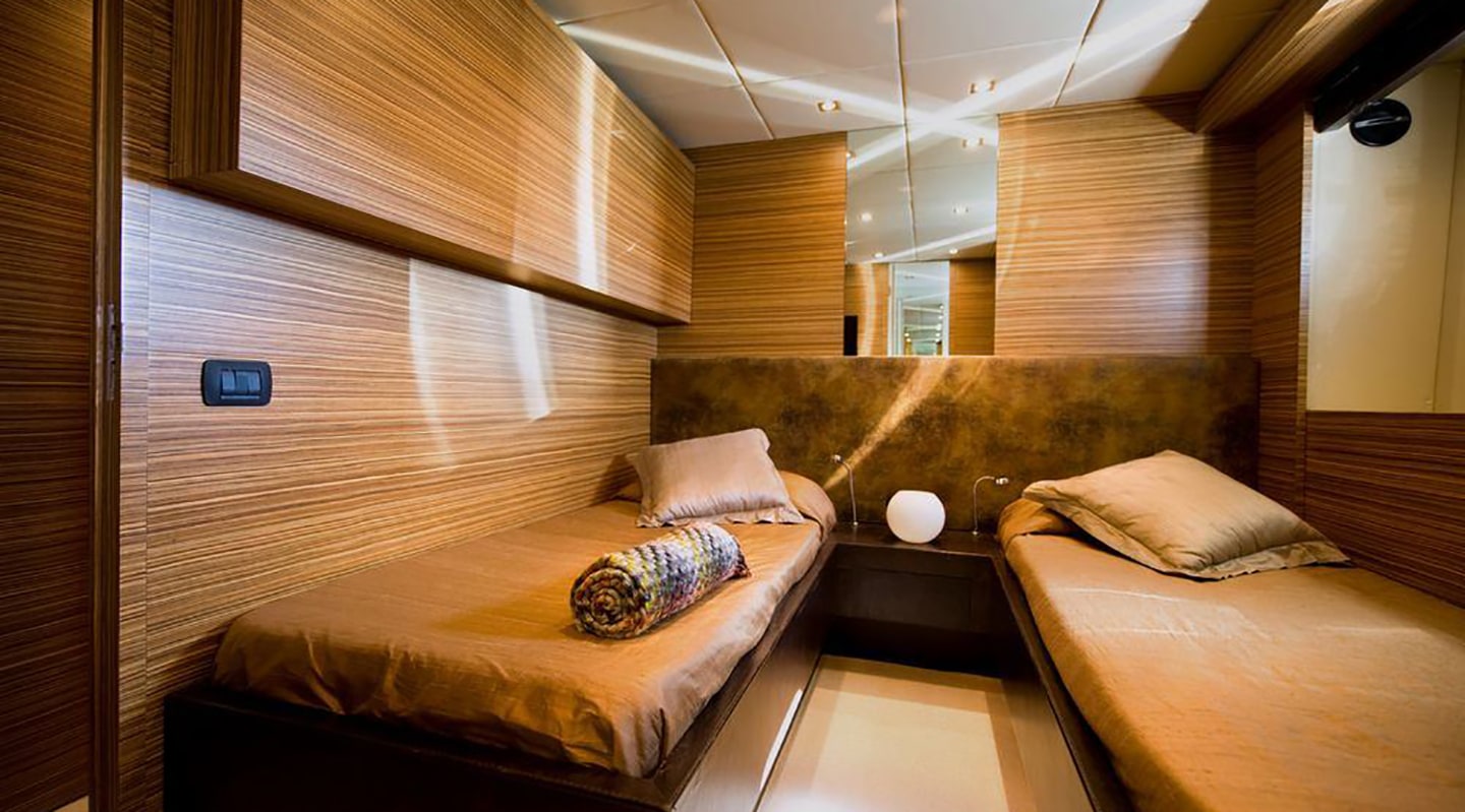 GIOE I Twin cabin