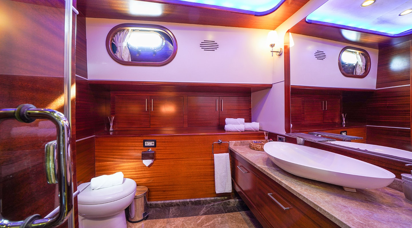 LA BELLA VITA Bathroom