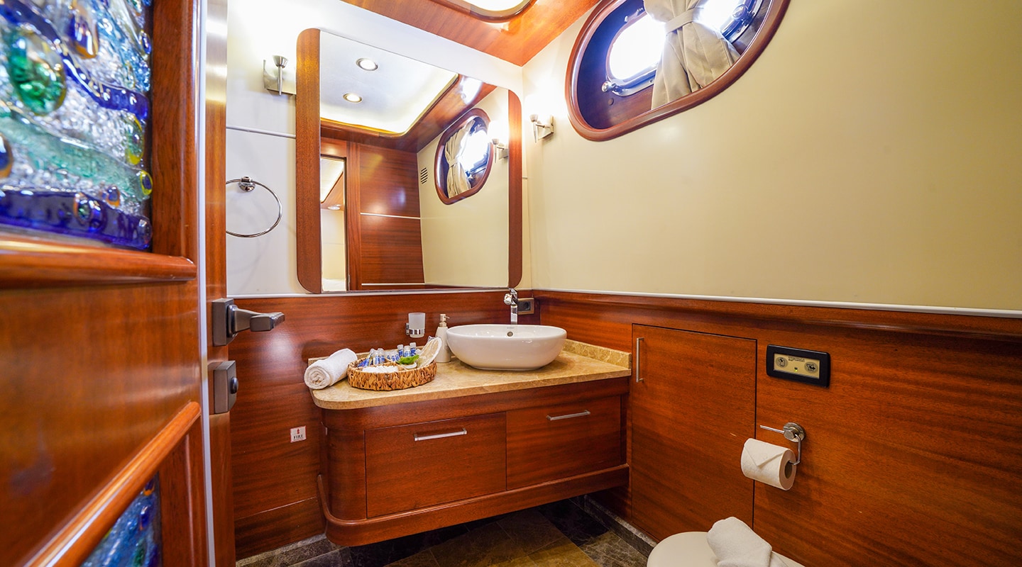 LA BELLA VITA Bathroom