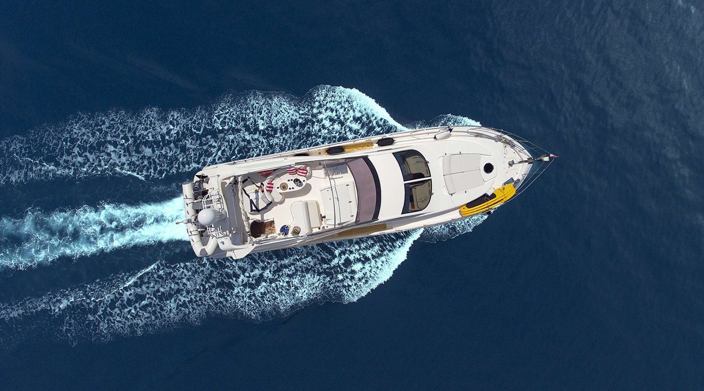 LADY L Cruising