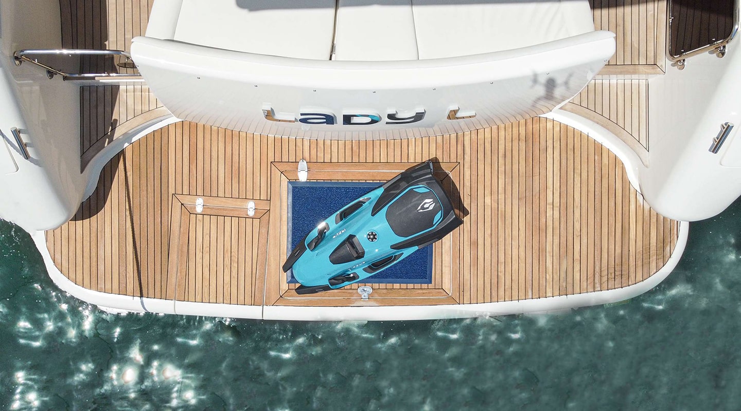 LADY L Swim platform