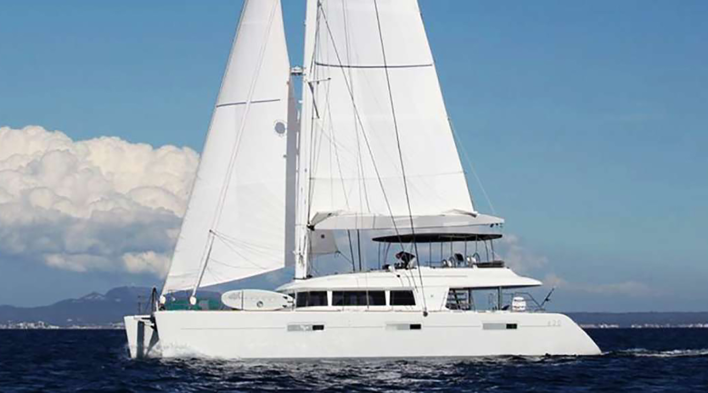 LADY M Sailing