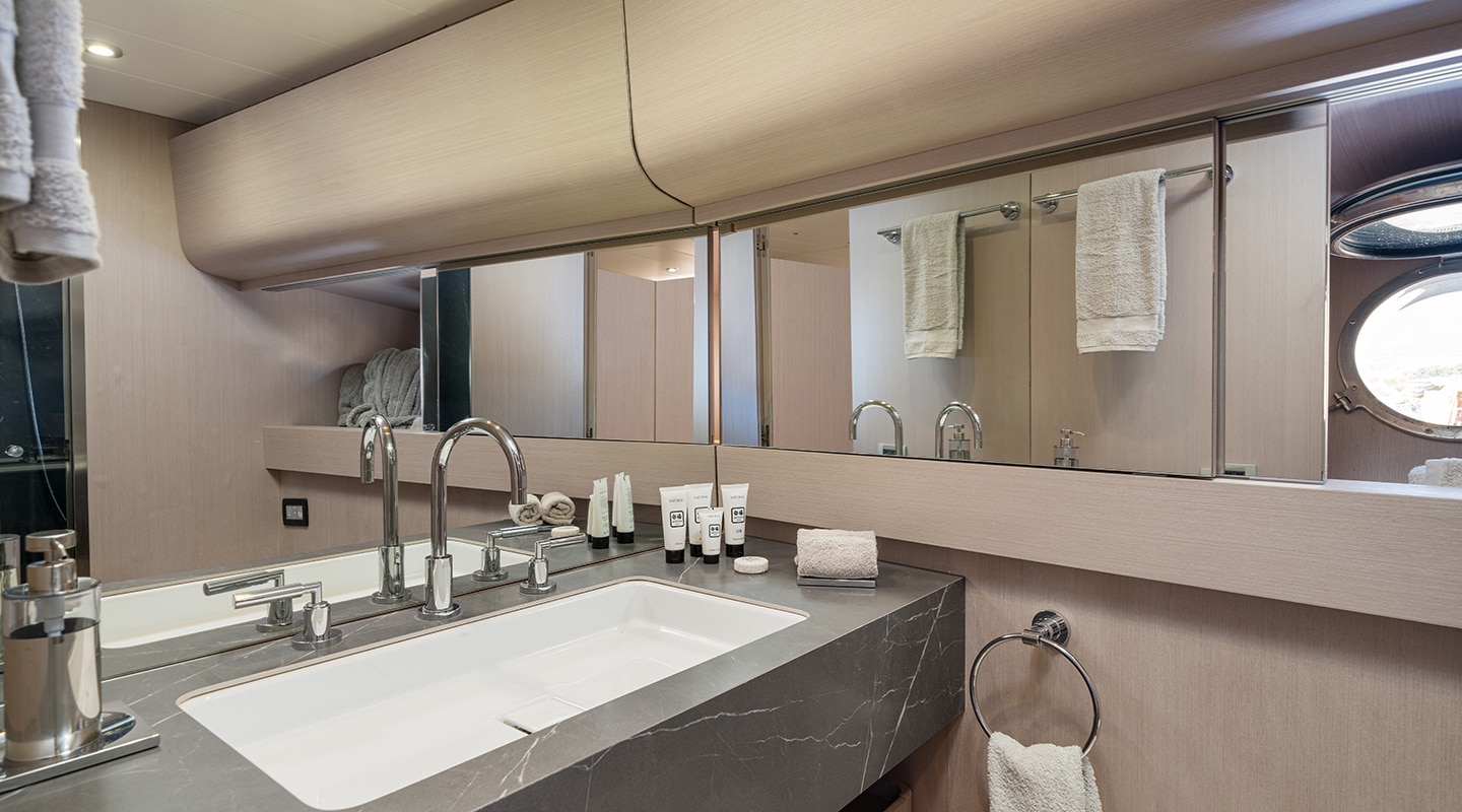 MINOU Bathroom