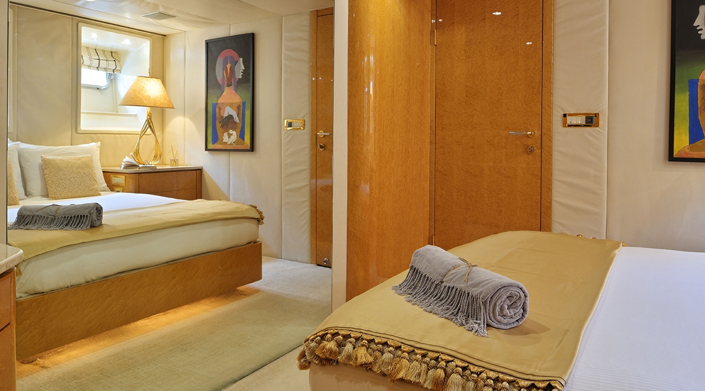 MOONRAKER Double cabin
