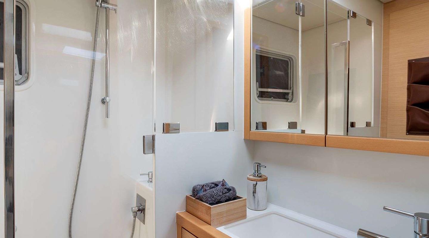 MOYA Bathroom